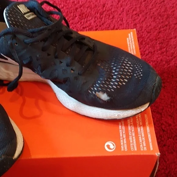 Nike Zoom Pegasus 31 Running Shoe Men's Sz 9.5 Black & White - Picture 8 of 12